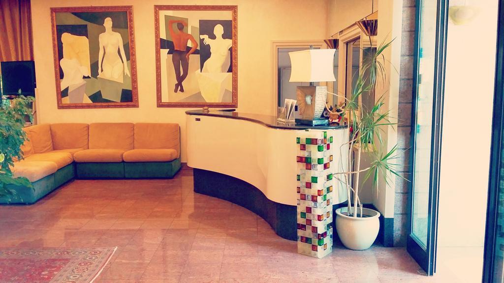 La Bastia Hotel & Resort サリアーノ・ネル・チミーノ エクステリア 写真