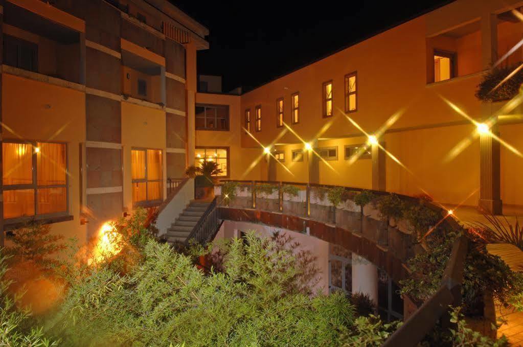 La Bastia Hotel & Resort サリアーノ・ネル・チミーノ エクステリア 写真