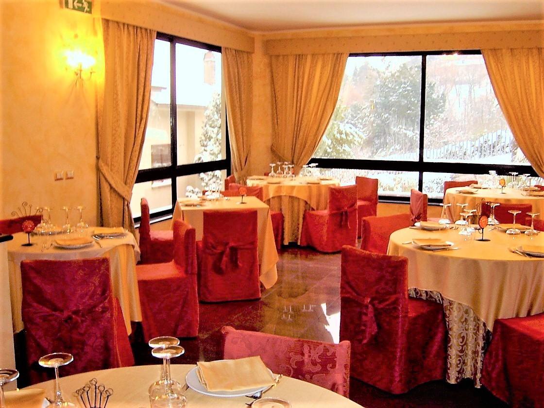 La Bastia Hotel & Resort サリアーノ・ネル・チミーノ エクステリア 写真